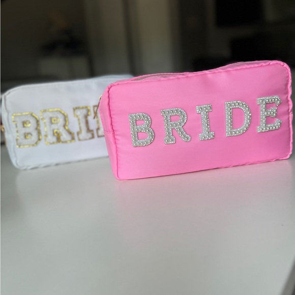 Bride Makeup Bags, Bride Gift, Gift for Bride, Letter Patches - Picture 6 of 11